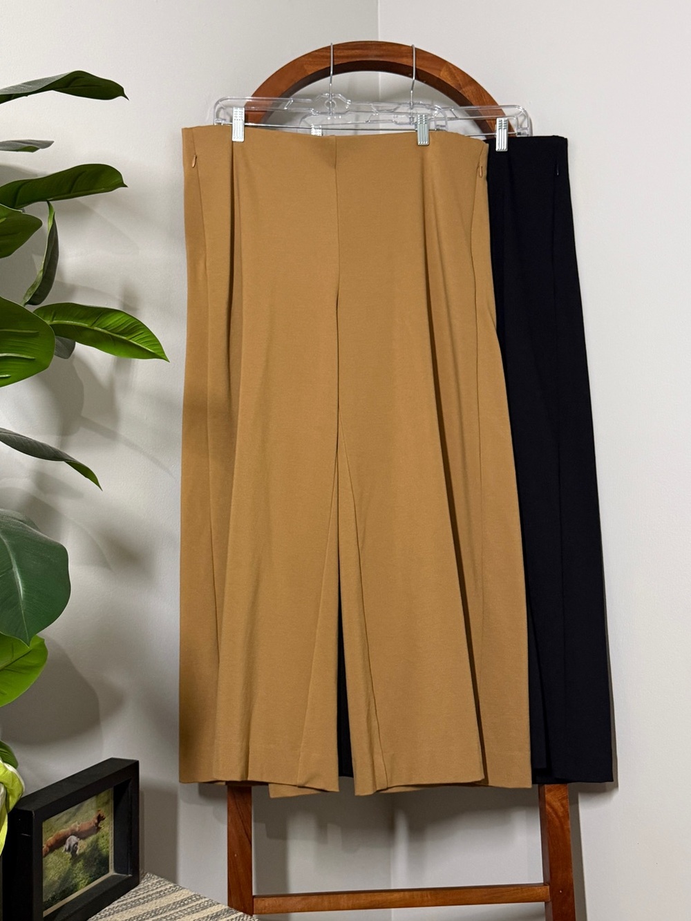 Chico's 16 Lot of 2 Black Tan Wide Leg Elastic Waist Ponte Knit Pull On Pants